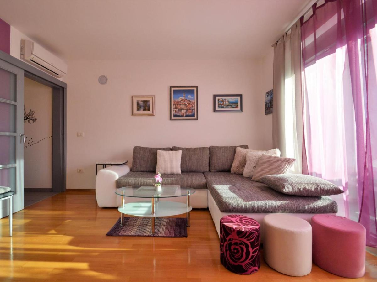 Apartment Pinezic - Roj117 By Interhome 罗维尼 外观 照片